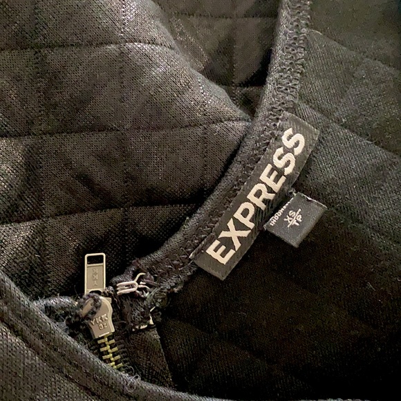 ♡︎ EXPRESS - Quilted Skater Dress ( Women’s XS) ♡︎ - Picture 5 of 5